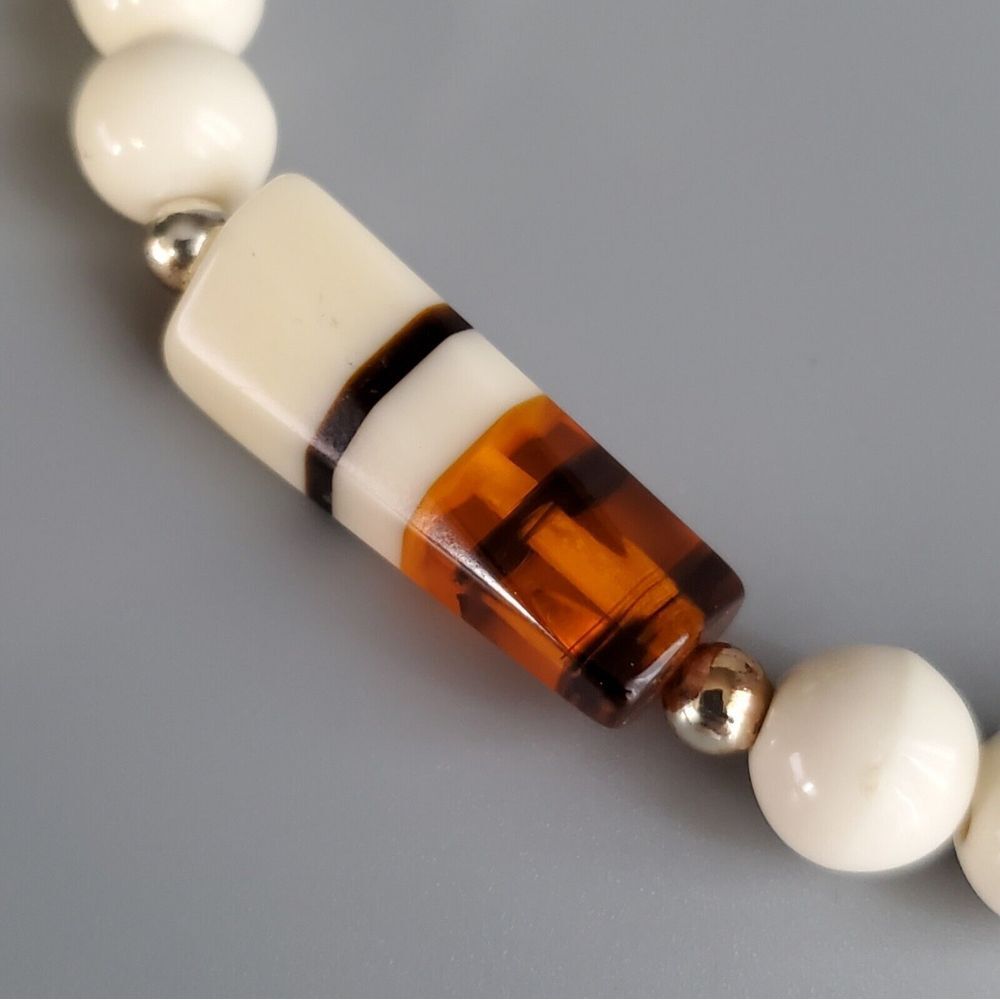 Vintage Rootbeer Lucite Beads Long Necklace 30" Inches Vintage Plastic RARE - Picture 3 of 13